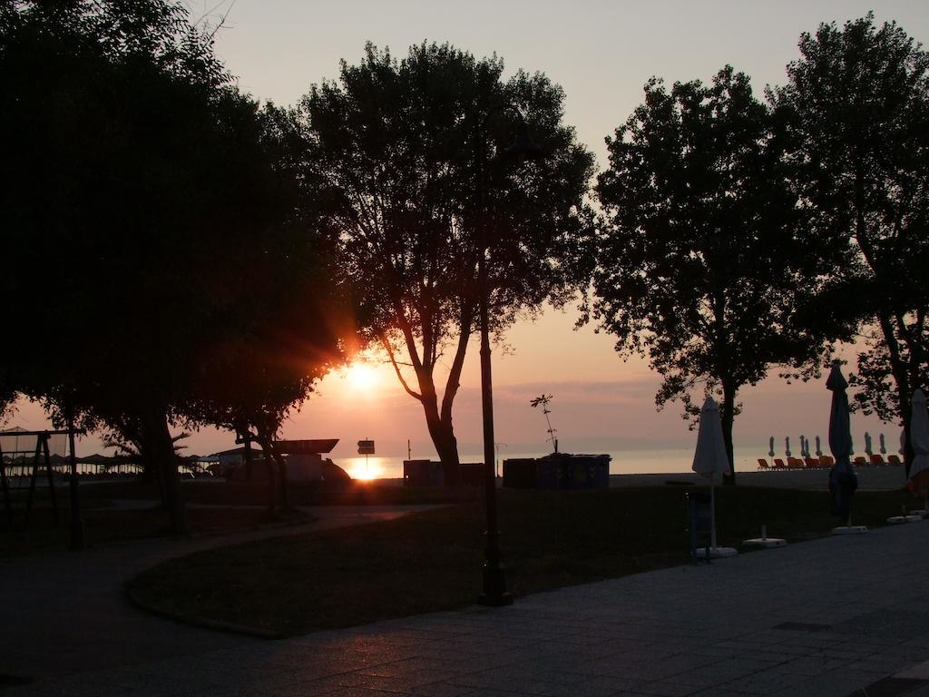 Hotel Kostas Olympiakí Aktí Exteriér fotografie